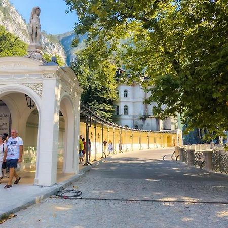 Apartament Nectaria Băile Herculane Esterno foto