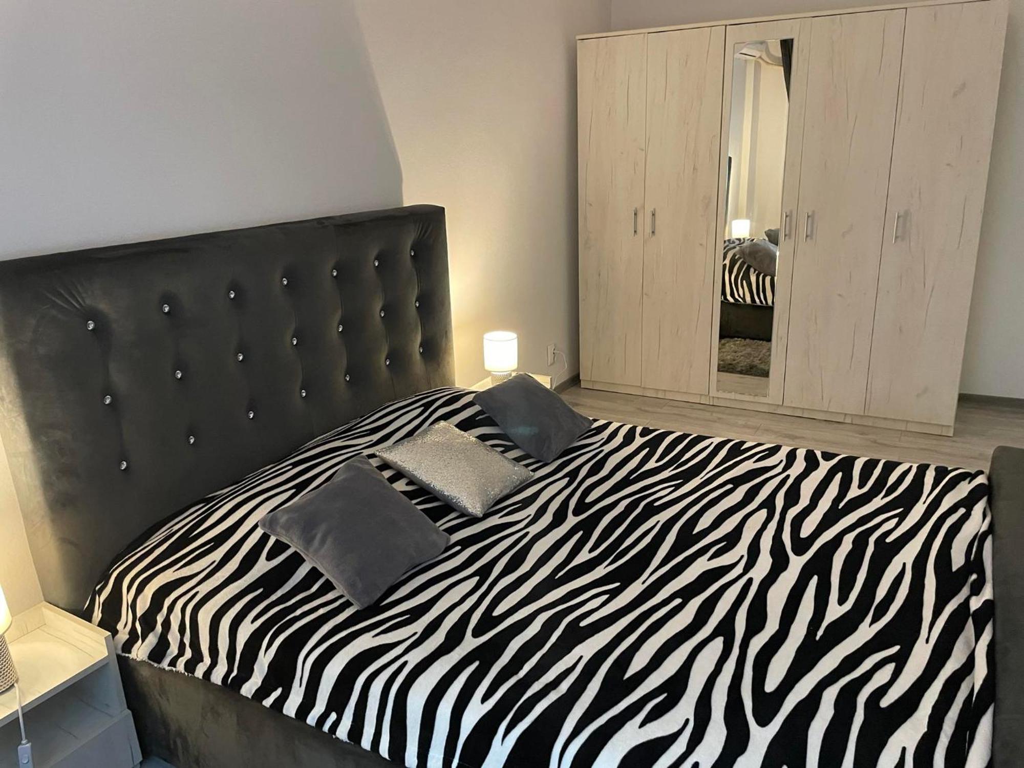 Apartament Nectaria Băile Herculane Esterno foto